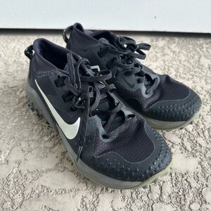 Nike Trail Running Shoes Size 5
